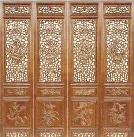11 實(shí)木雕花門(mén).JPG